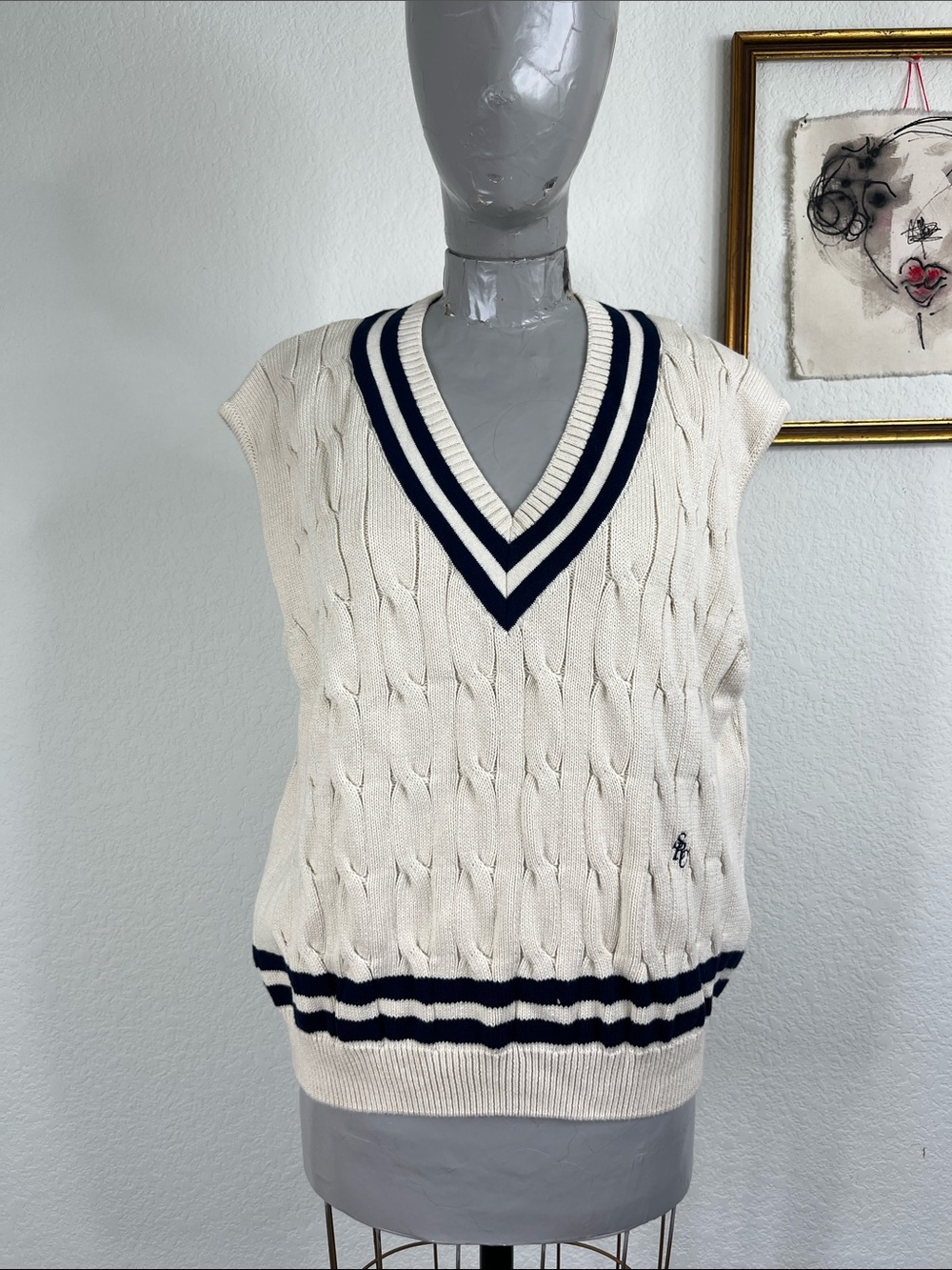 Sporty & Rich SRC Unisex Cable Knit V Neck College Prep Sweater Vest